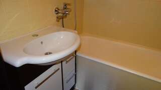 Апартаменты Holiday and Travel Apartment Брест Апартаменты с 2 спальнями-16